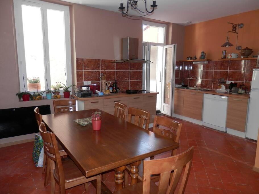 Appartement Spacieux Avec Grand Patio, 1Er Etage Sigean Eksteriør billede