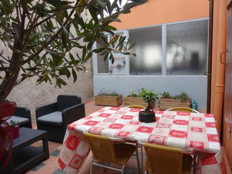 Appartement Spacieux Avec Grand Patio, 1Er Etage Sigean Eksteriør billede